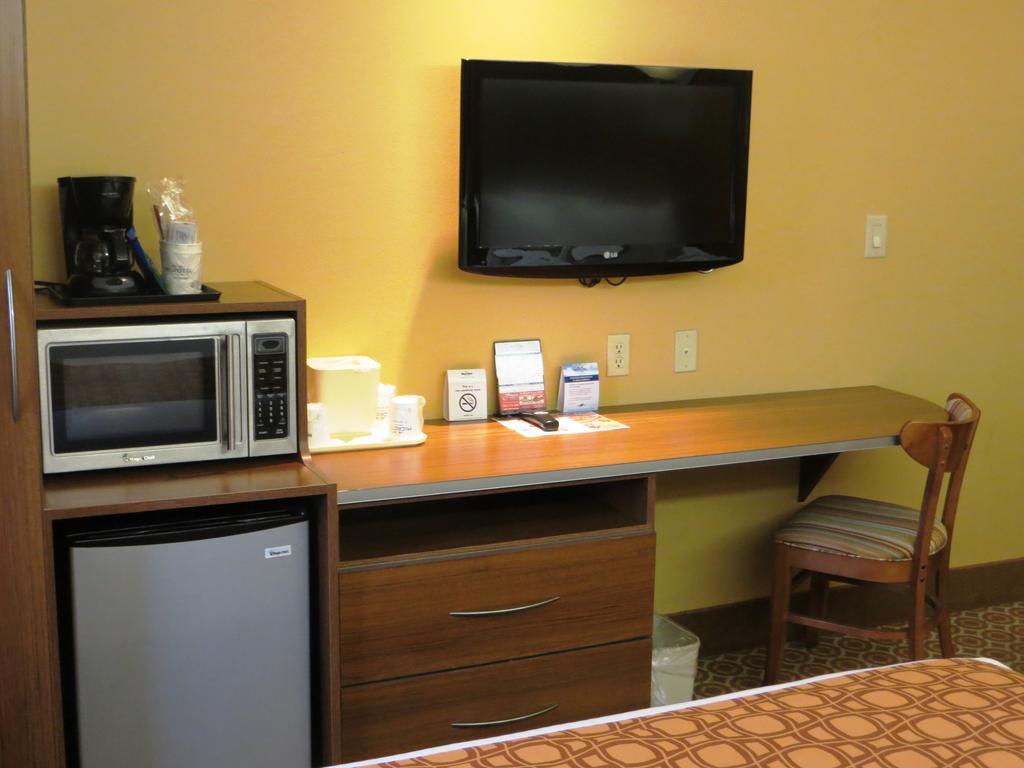 Microtel By Wyndham South Bend Notre Dame University Номер фото